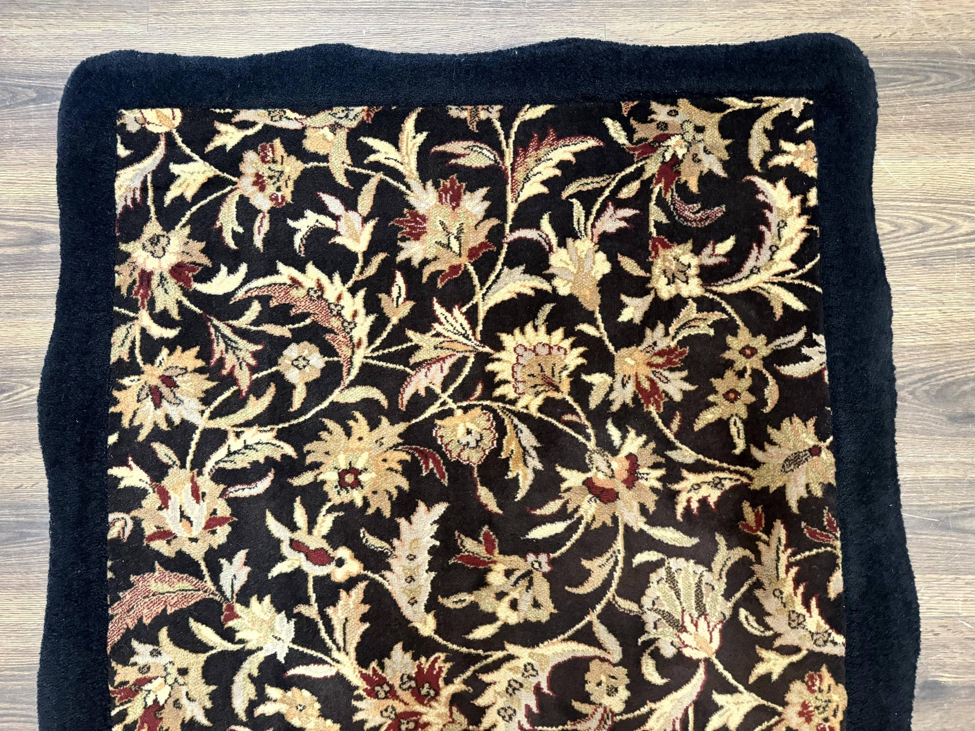 Floral Runner Rug 3.6 x 17 - Nuvé