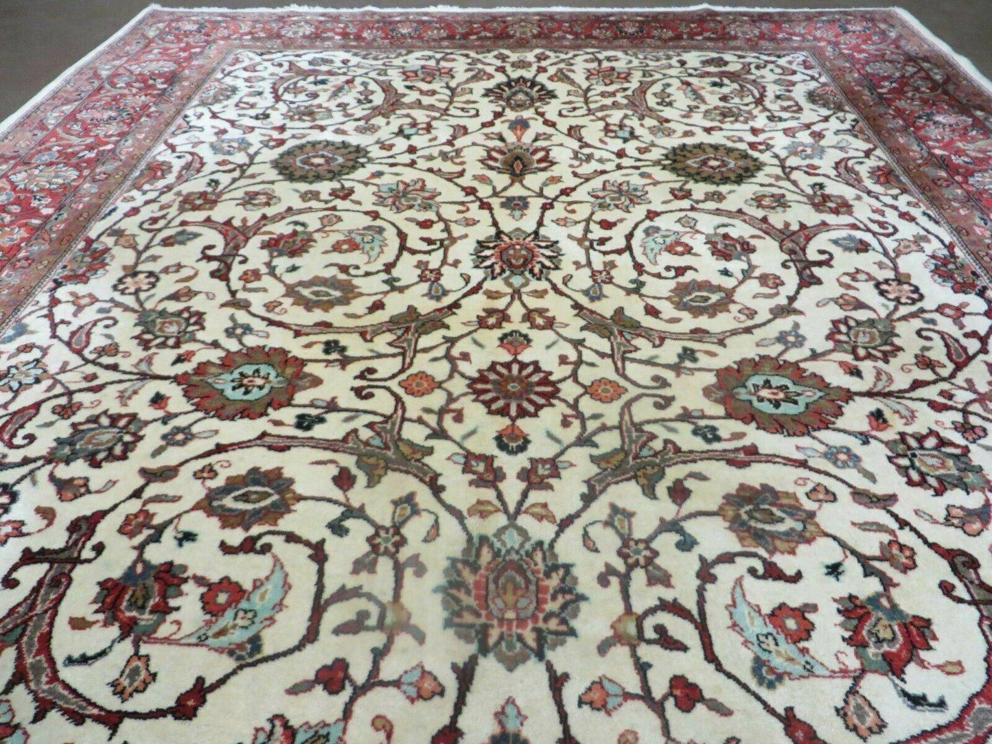 7' X 10' Vintage Handmade India Floral Oriental Wool Rug Hand knotted Carpet - Nuvé
