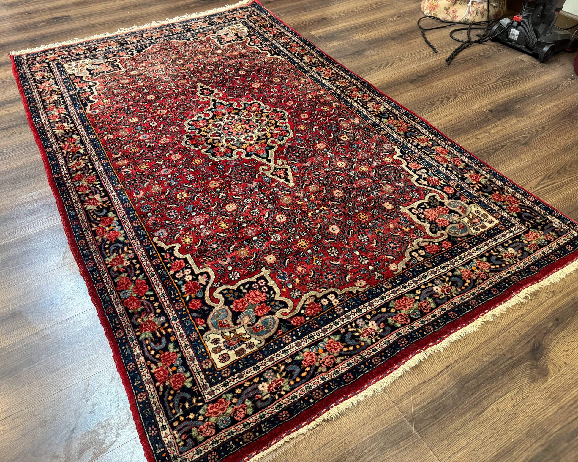 Antique Persian Rug 5x7, Red, Fine 260 KPSI, Bidjar Carpet - Nuvé
