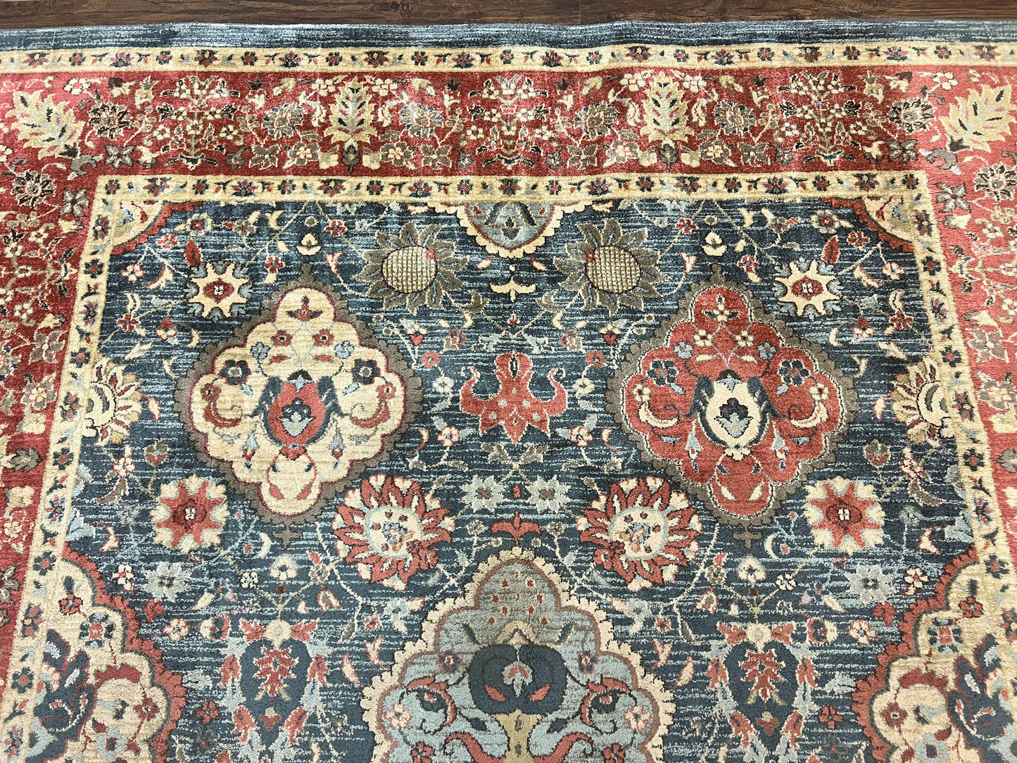 Safavieh Rug 8x11, Mahal Persian Carpet, Navy Red - Nuvé