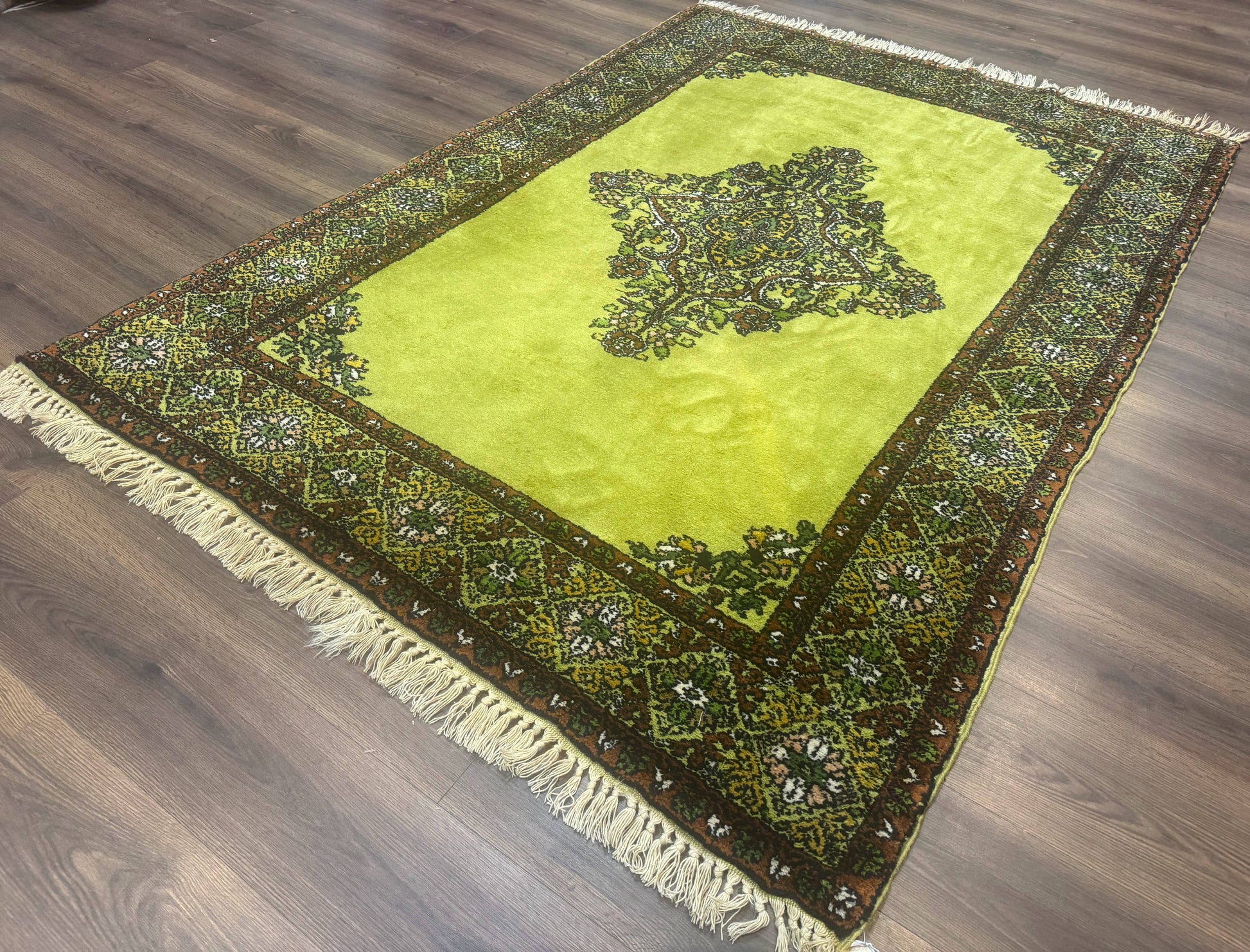 Moroccan Rug 6x8, Semi Open Field, Vintage, Lime Green, Wool Carpet - Nuvé