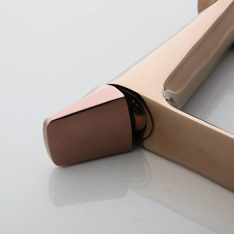 Fenu Bathroom Faucet - Nuvé