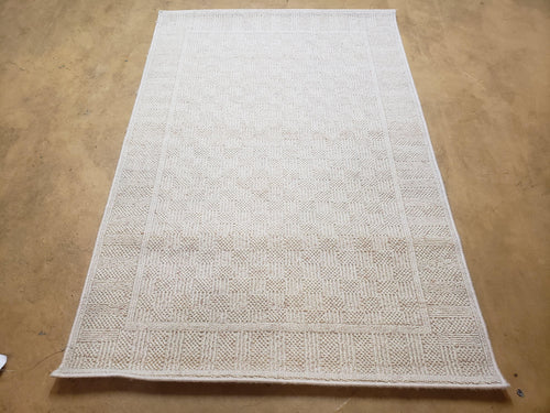 3x5 Karastan Rug Chaumiere Collection, Kara-Loc, Design #291/9866, Creme Color, Textured Squares II Patern, 3'6" x 5' 3" Carpet - Nuvé
