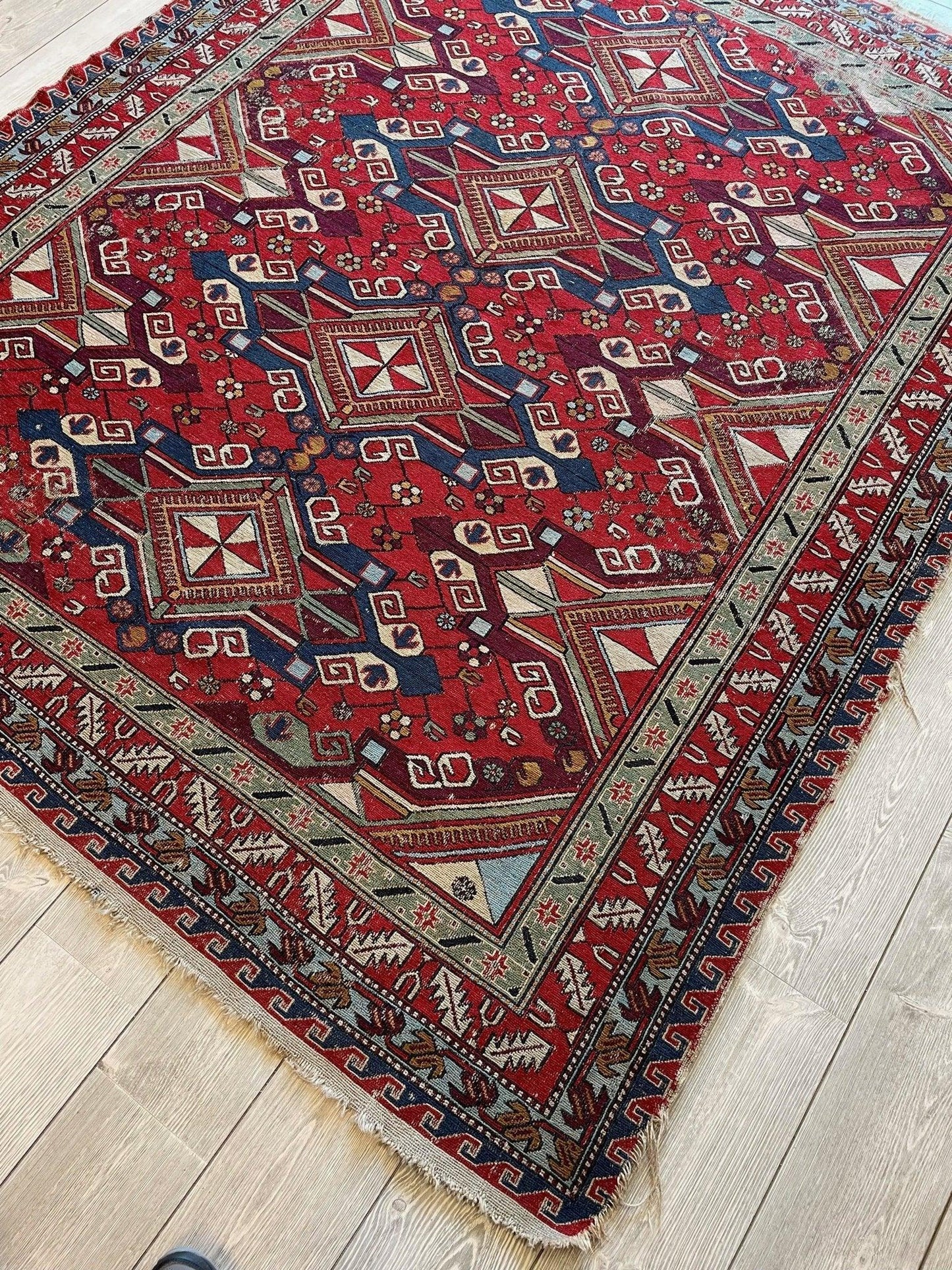 Fine Antique Natural Dyes Caucasian Soumak Area Rug 73''x91'' - Nuvé