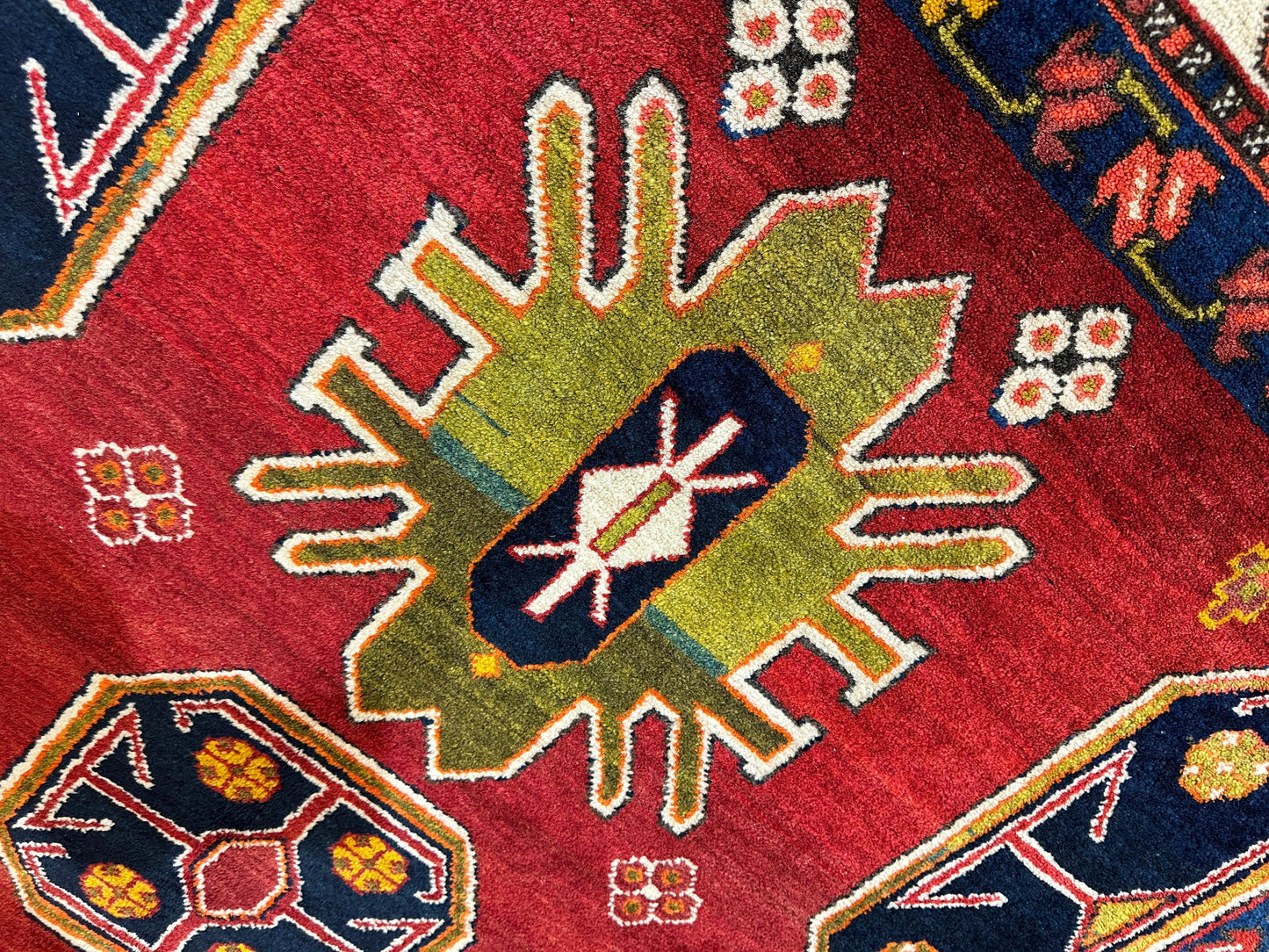 Hand-Knotted Persian Meshgin Wool Rug – 5’ x 11’ – Vintage Tribal Masterpiece - Nuvé