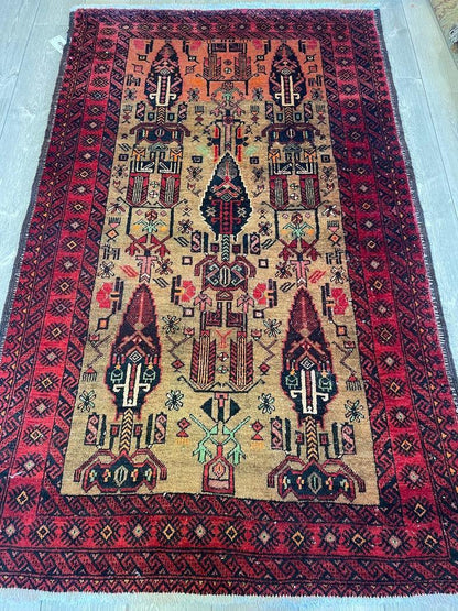Fine Vintage Wool Baluch Rug 6x4 ft - Nuvé