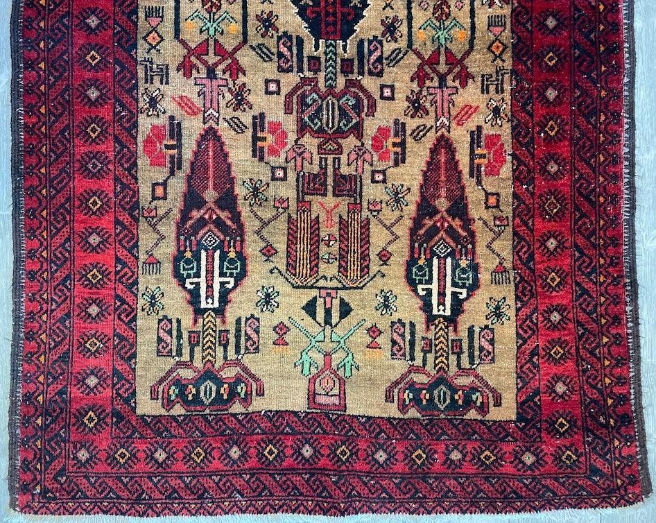 Fine Vintage Wool Baluch Rug 6x4 ft - Nuvé