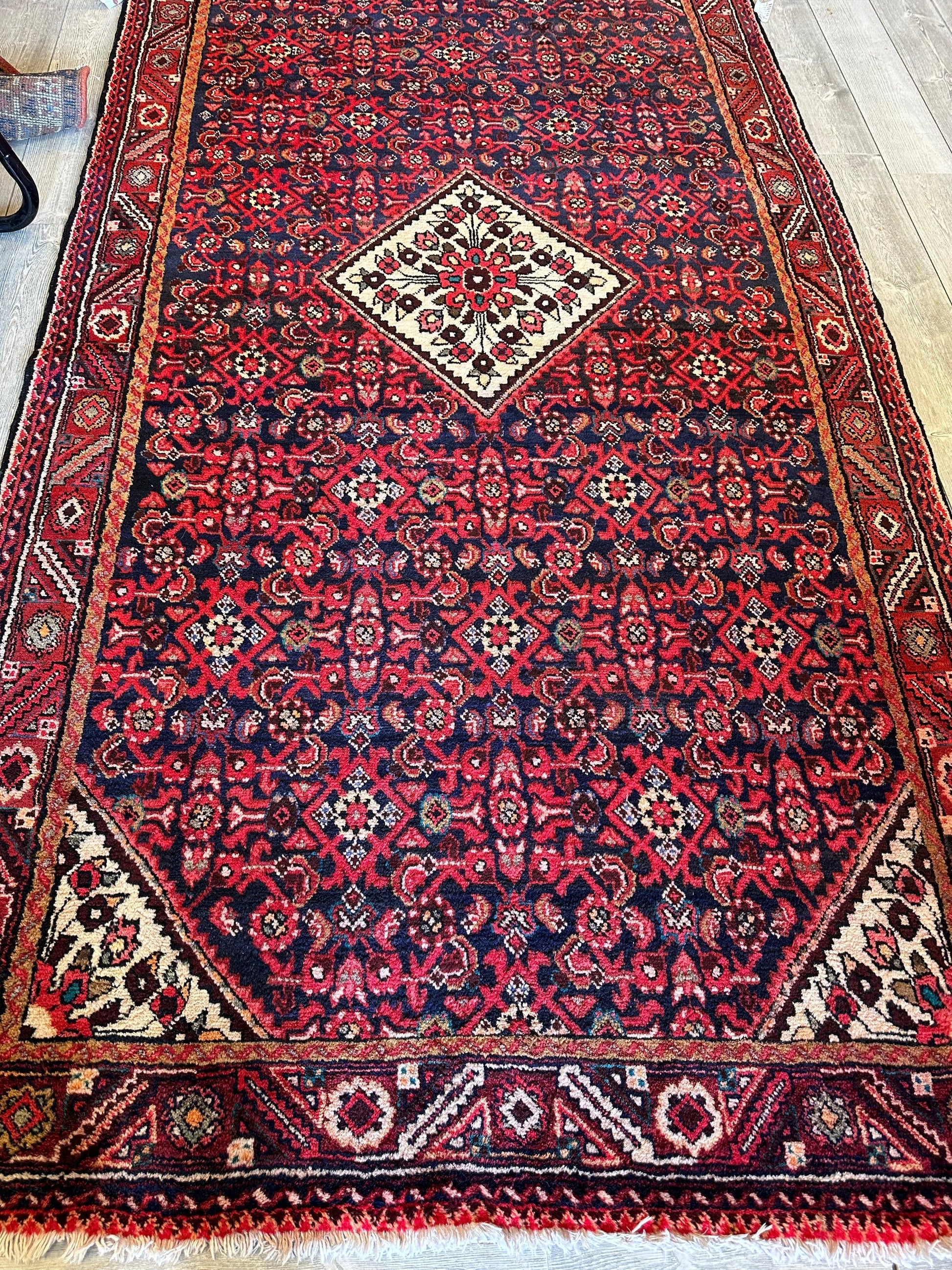 Fine Vintage Zagheh Persian Area Rug 10'4'' x 5'5'' - Nuvé