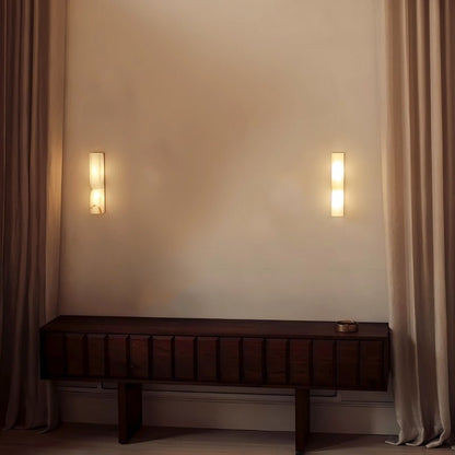 Fivora Wall Lamp