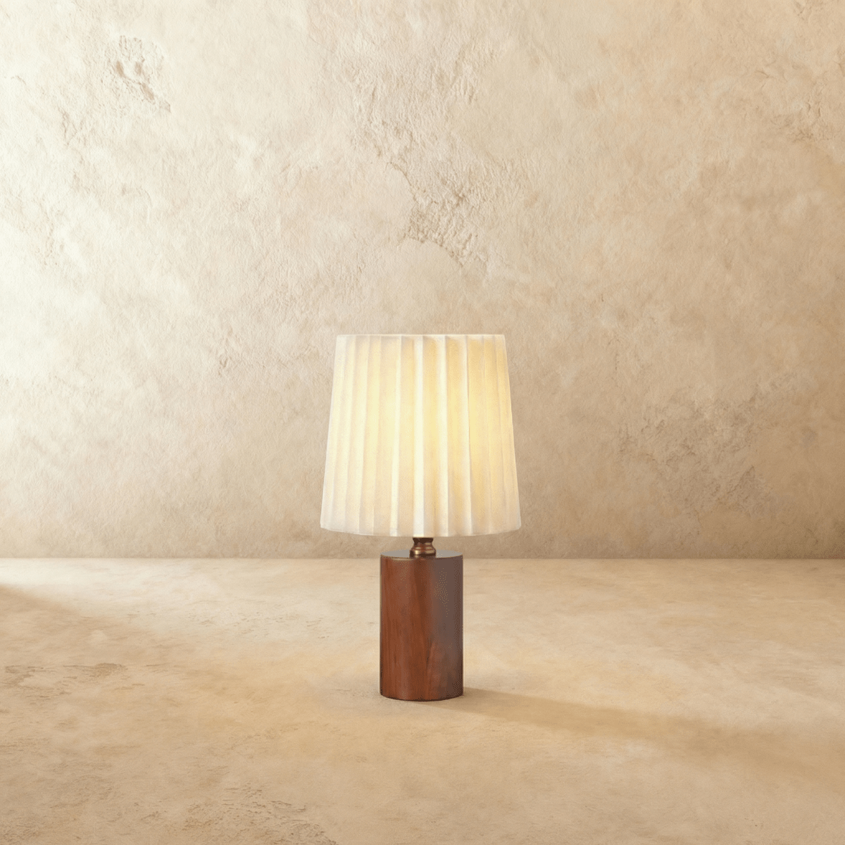 Giada Table Lamp - Nuvé