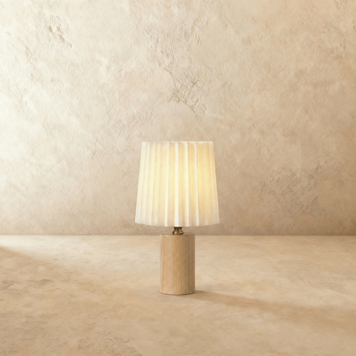 Giada Table Lamp - Nuvé