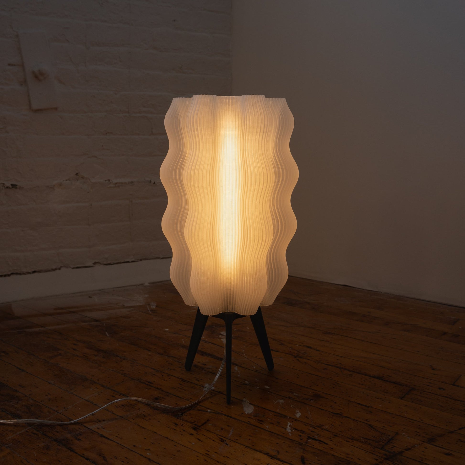 Mega Wavy Lamp - Nuvé