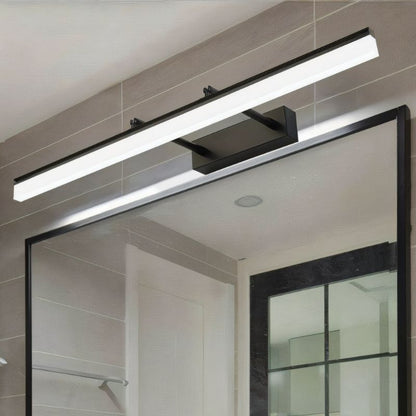 Gryllis Wall Lamp