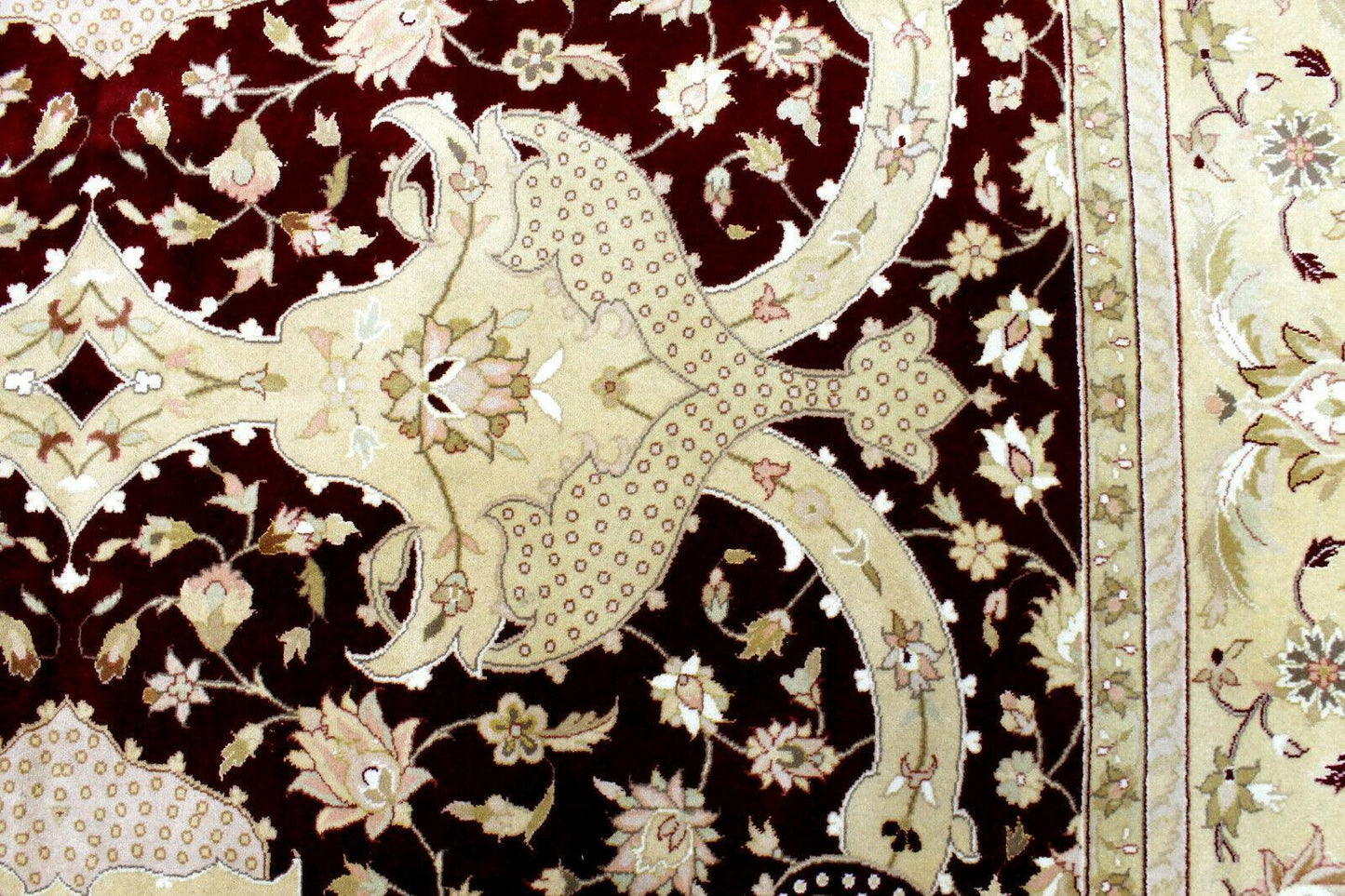 Hand-Knotted Pak-Ziegler Wool Rug – 8'7" x 11'7" – Traditional Design, Warm Earth Tones - Nuvé