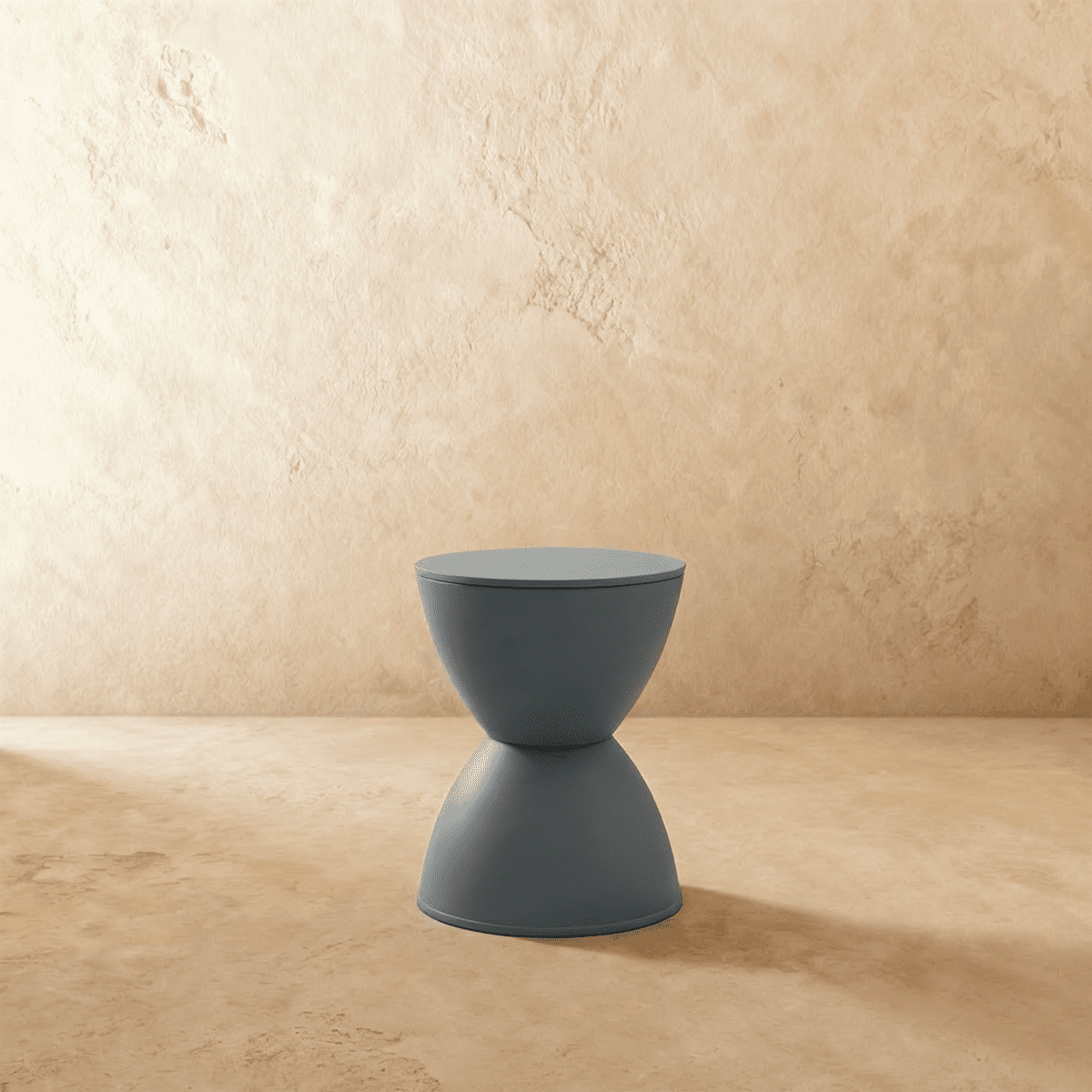 Hourglass Stool - Nuvé