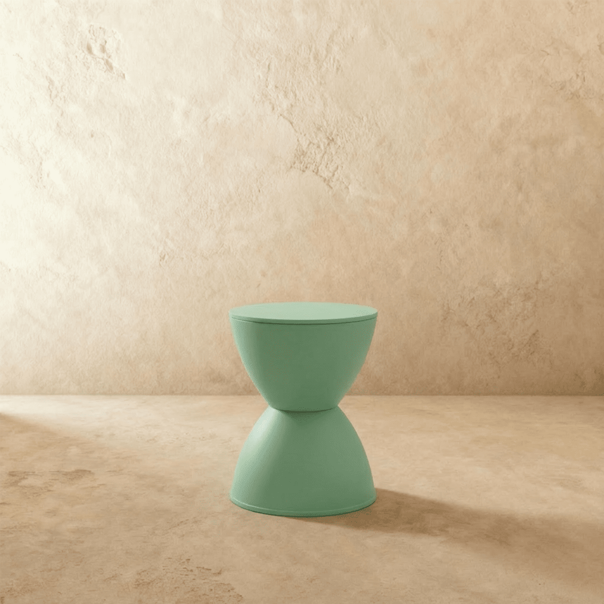 Hourglass Stool - Nuvé