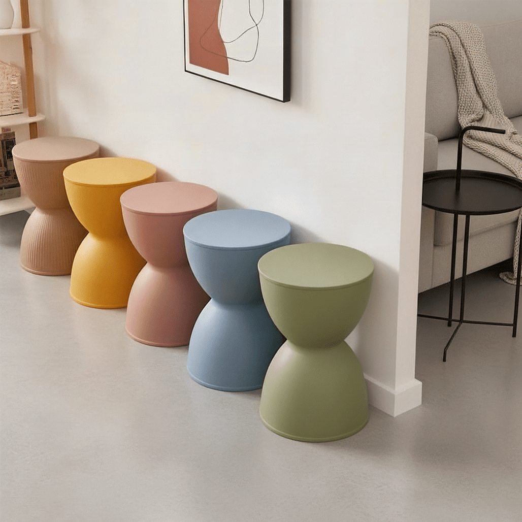 Hourglass Stool - Nuvé