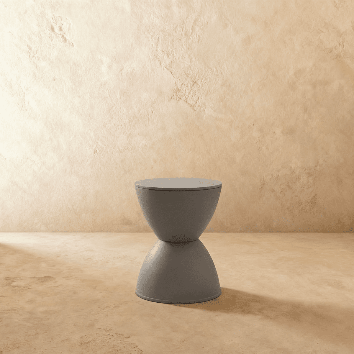 Hourglass Stool - Nuvé