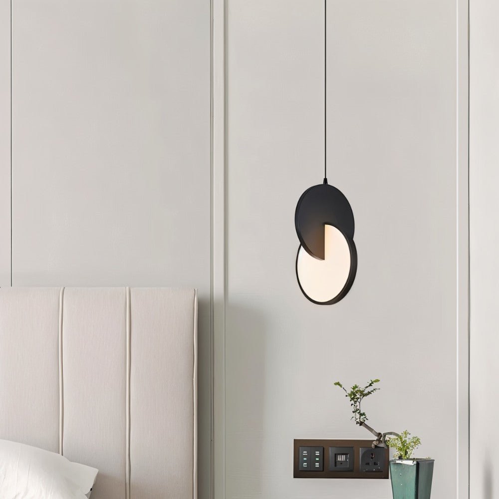 Hyna Pendant Light - Nuvé