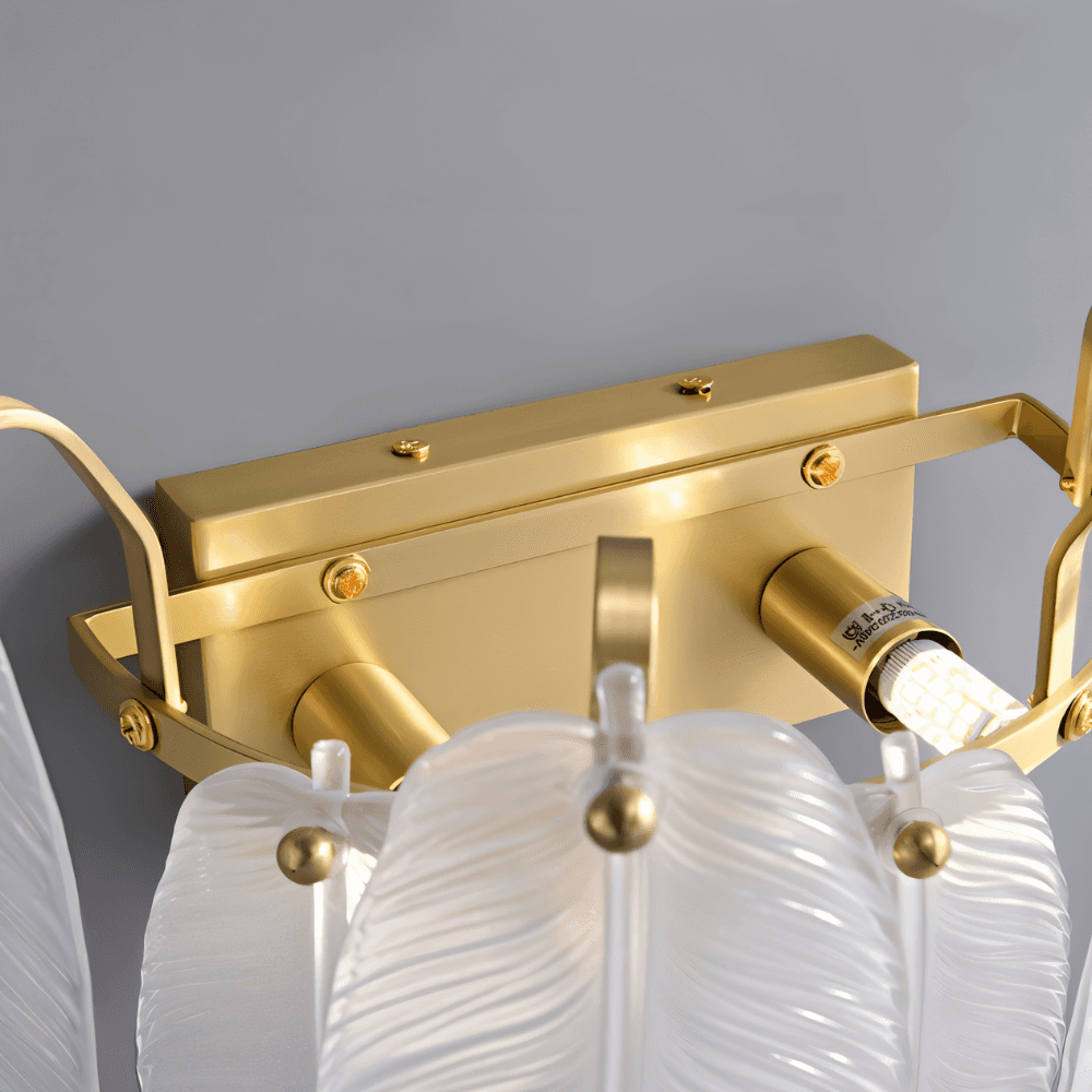 Illumis Wall Lamp - Nuvé