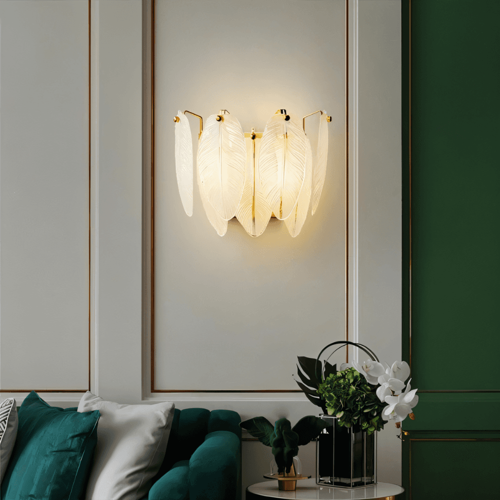 Illumis Wall Lamp - Nuvé