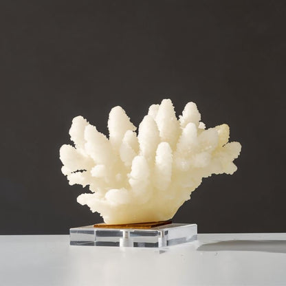 Islet Figurine - Nuvé