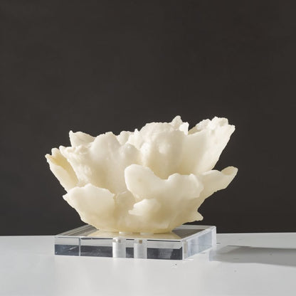 Islet Figurine - Nuvé