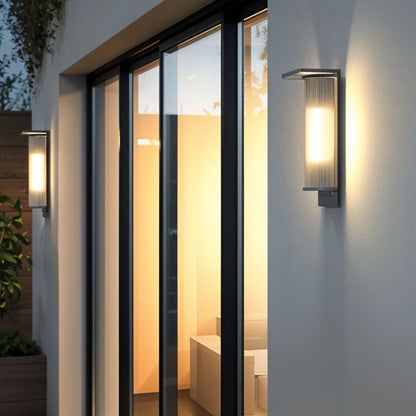 Karasi Outdoor Wall Lamp - Nuvé