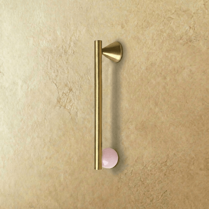 Crystal knob and pull bar from Kwam for cabinets, stylish hardware for home and garden furniture.