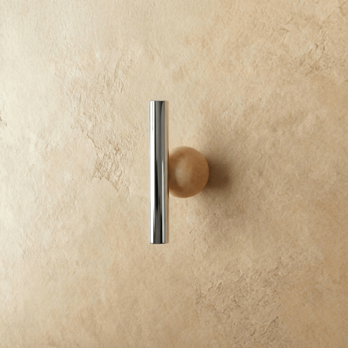 Crystal knob and pull bar from Kwam for cabinet hardware, featuring a sleek transparent design in home and garden decor.