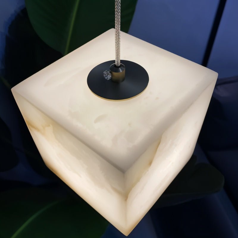 Kyvikos Alabaster Pendant Light - Nuvé