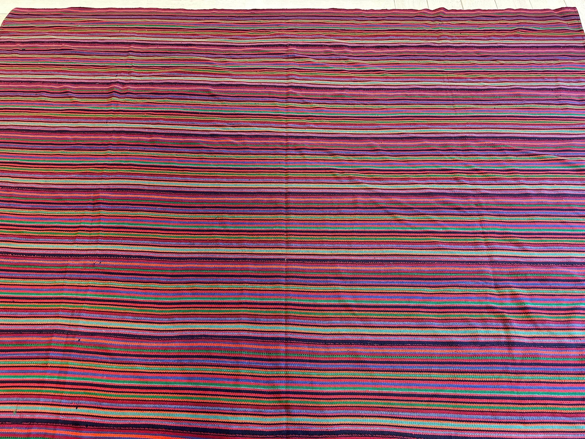 Large Antique Persian Square Rug Jajim Design 9 x 9 Ft - Nuvé