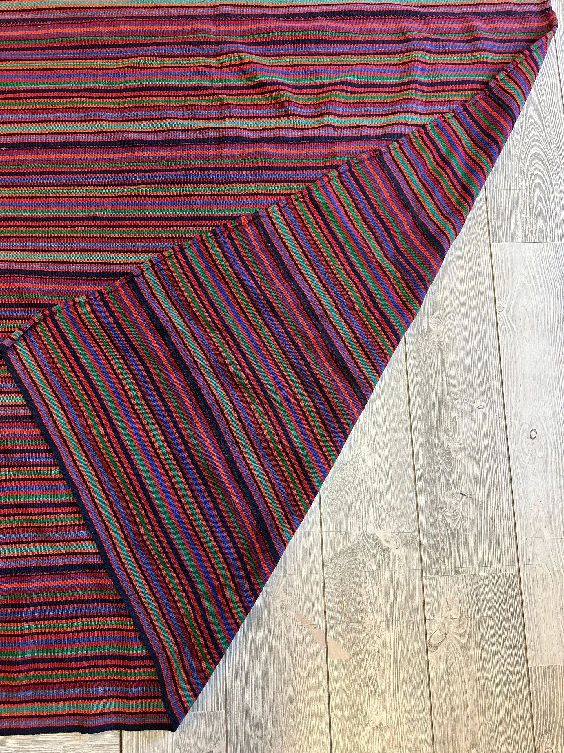 Large Antique Persian Square Rug Jajim Design 9 x 9 Ft - Nuvé