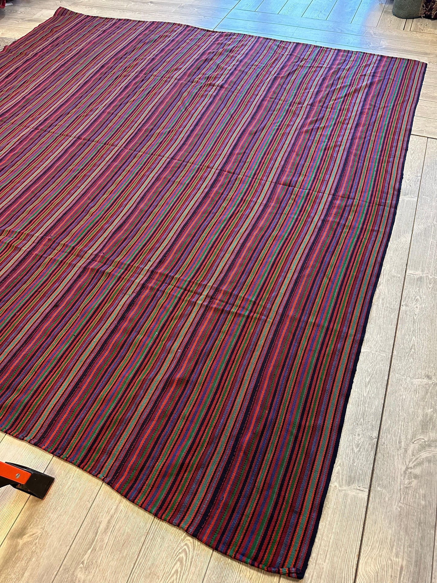 Large Antique Persian Square Rug Jajim Design 9 x 9 Ft - Nuvé