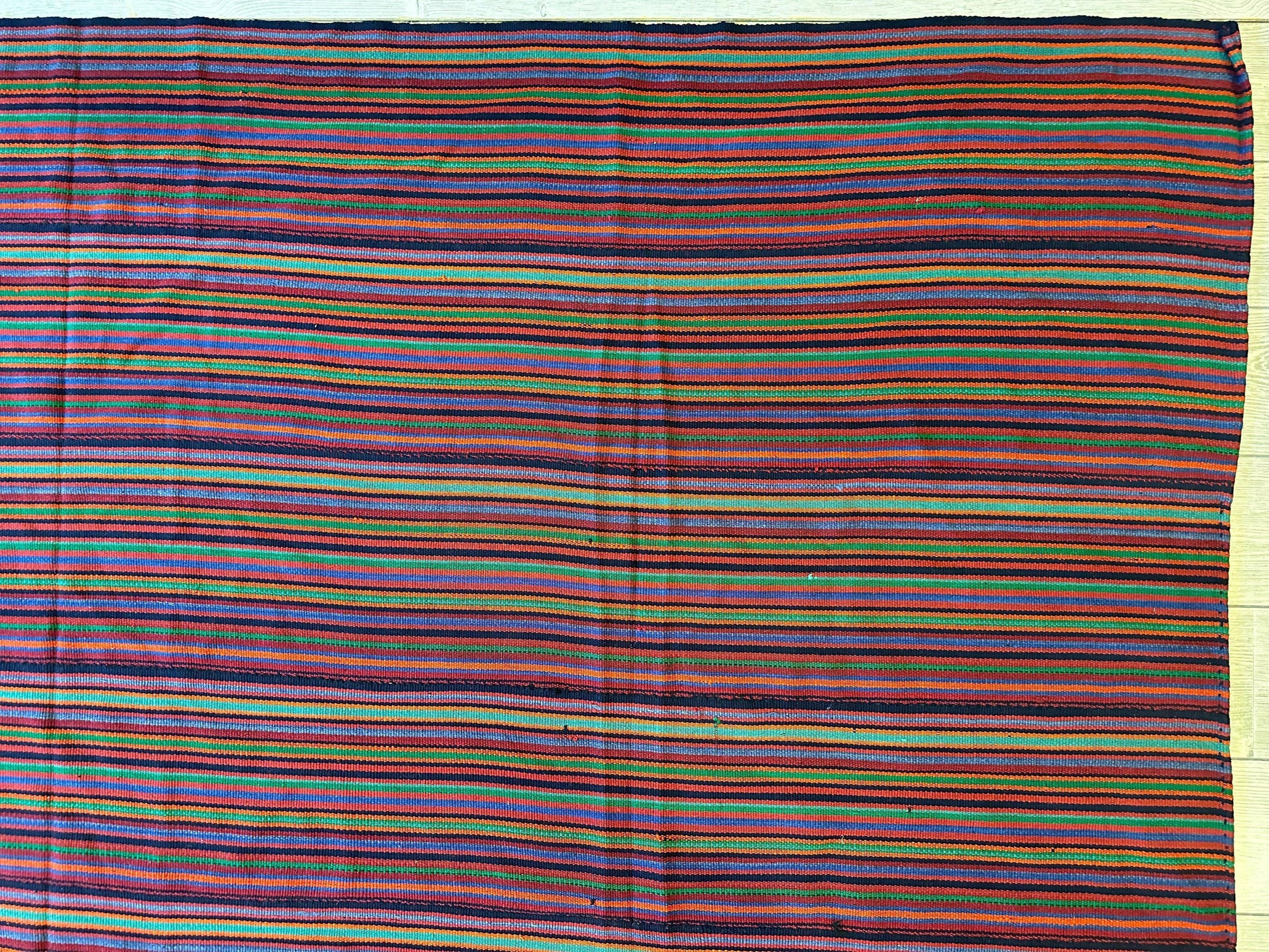 Large Antique Persian Square Rug Jajim Design 9 x 9 Ft - Nuvé