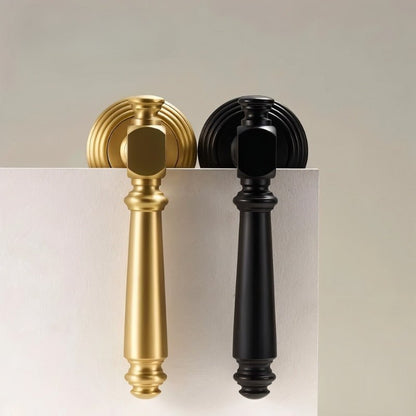 Louter Handle and Lock - Nuvé