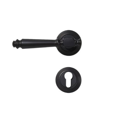 Louter Handle and Lock - Nuvé