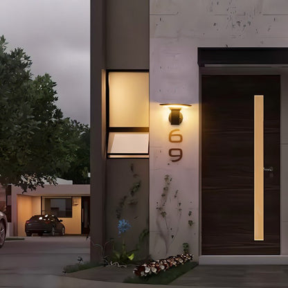 Glisova Outdoor Wall Lamp - Nuvé