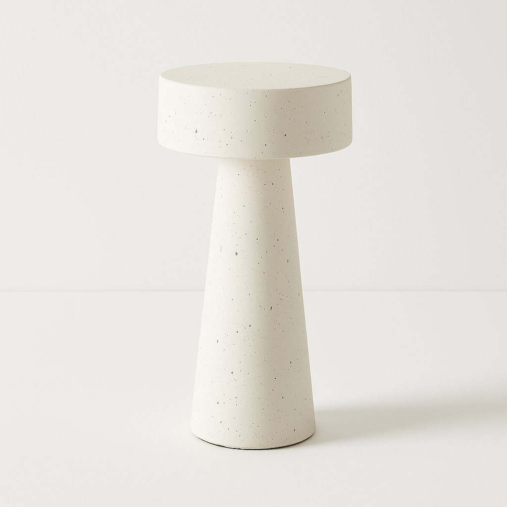 Lycoris Table Lamp - Nuvé