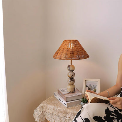 Malyin Table Lamp - Nuvé