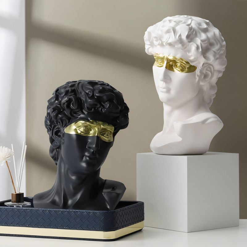 Masked David Figurine - Nuvé