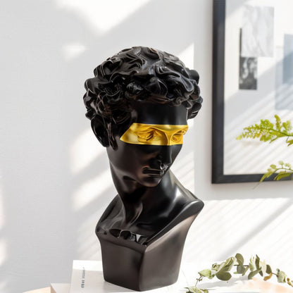 Masked David Figurine - Nuvé