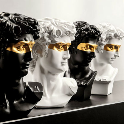 Masked David Figurine - Nuvé