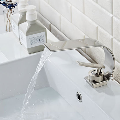 Mindad Bathroom Faucet - Nuvé