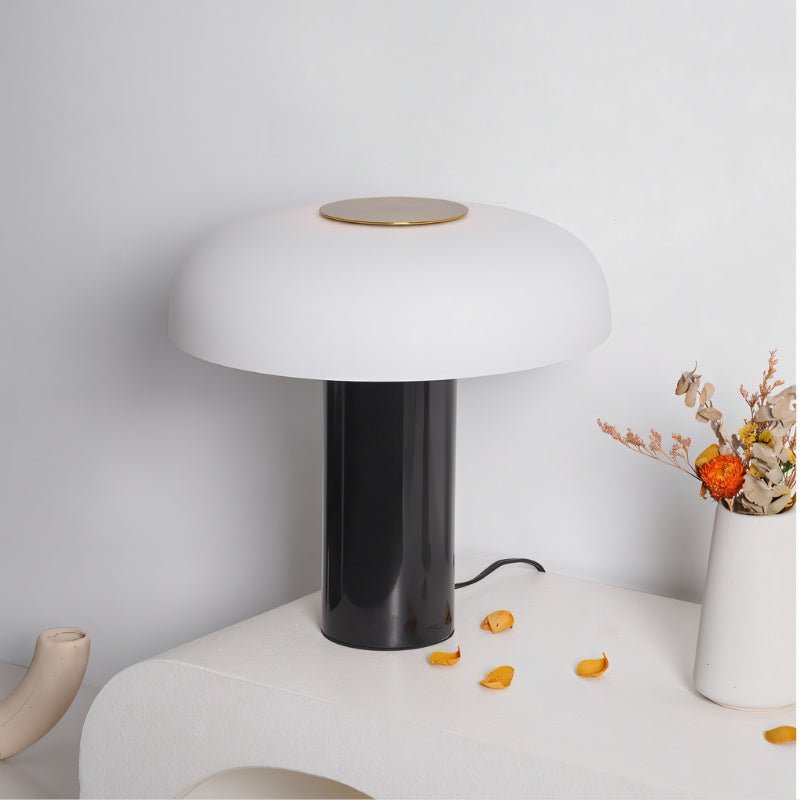 Nalpi Table Lamp - Nuvé