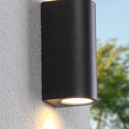 Prakash Outdoor Wall Lamp - Nuvé