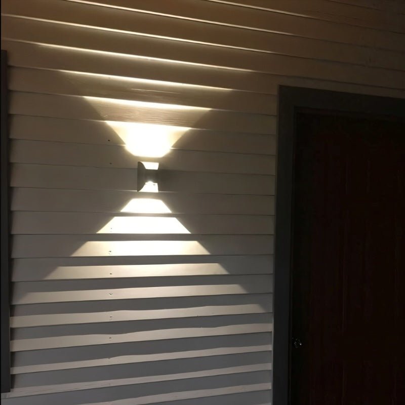 Proculus Outdoor Wall Lamp - Nuvé