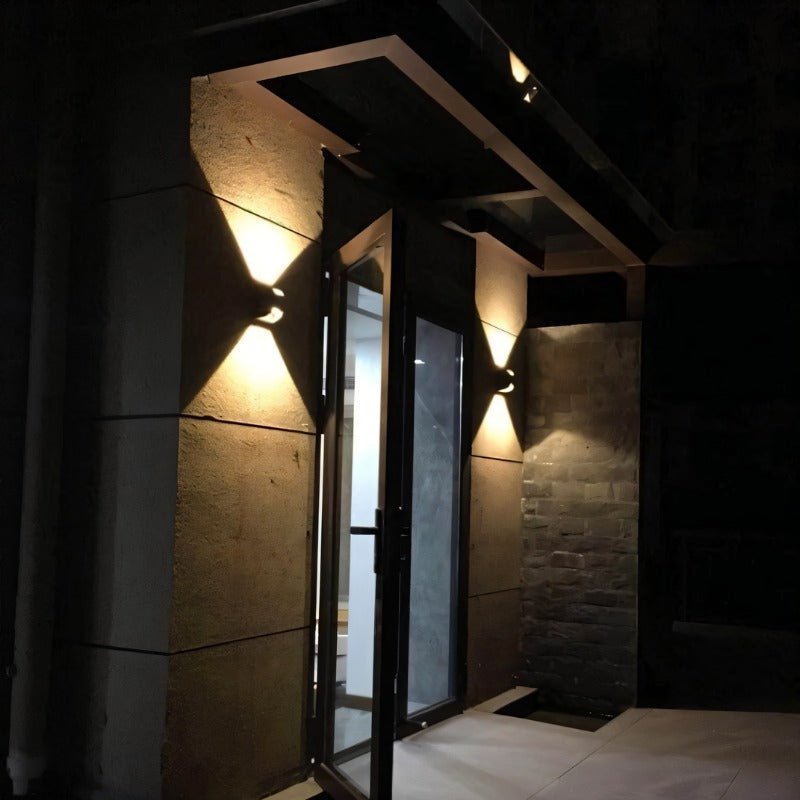 Proculus Outdoor Wall Lamp - Nuvé