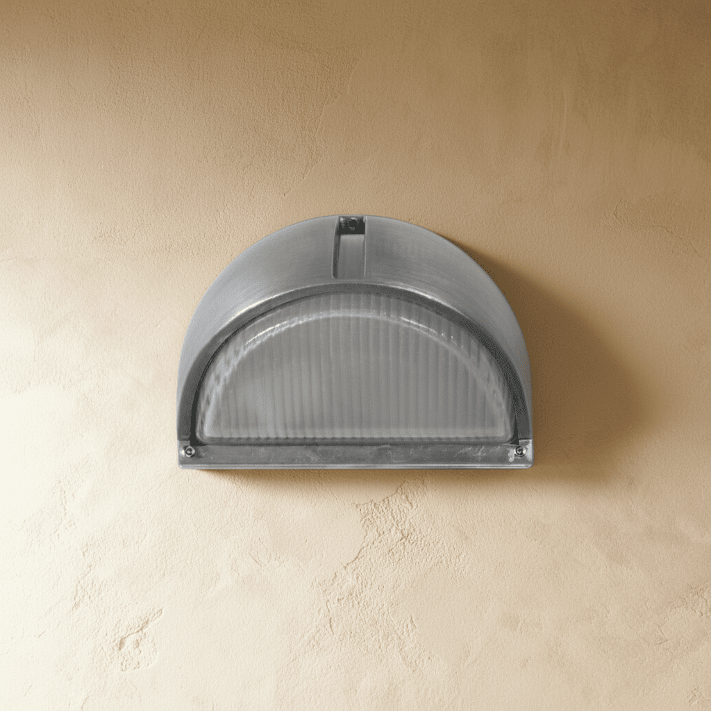 Radis Outdoor Wall Lamp - Nuvé