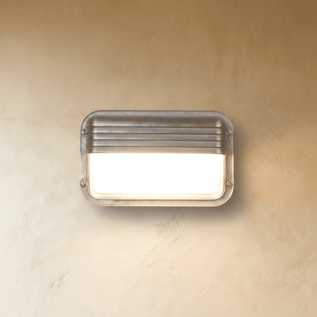 Radis Outdoor Wall Lamp - Nuvé